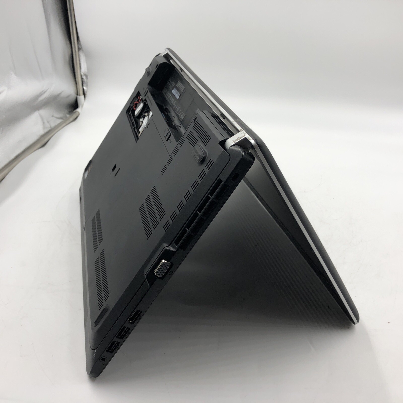 Lenovo ThinkCentre E540 Laptop Unknown CPU/HDD/OS 4GB No Battery (PARTS)