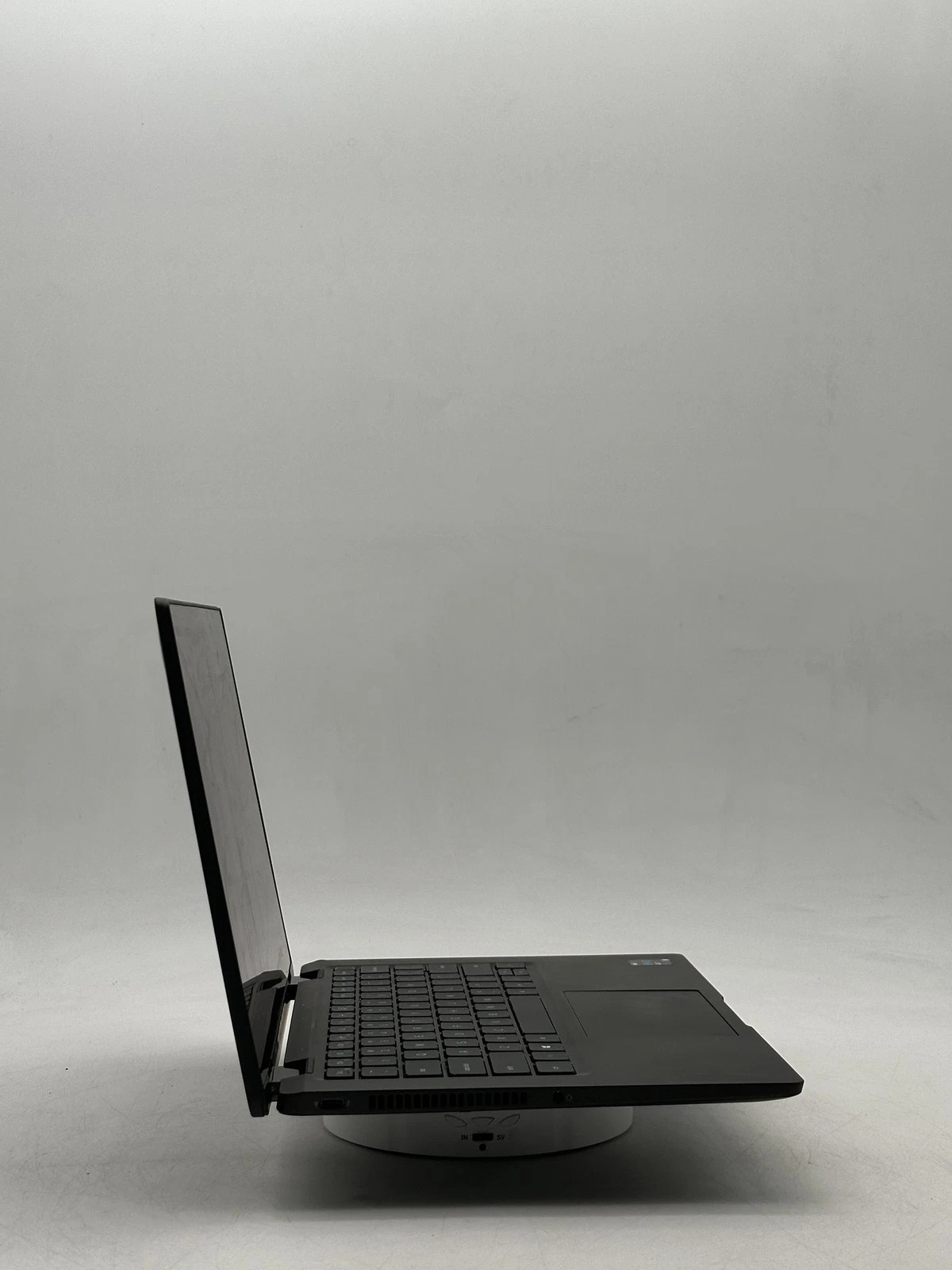 DELL LATITUDE 7420 14 FHD I5-1135G7 8 256GB WINDOW 11 PRO – CARBON FIBER/BLACK