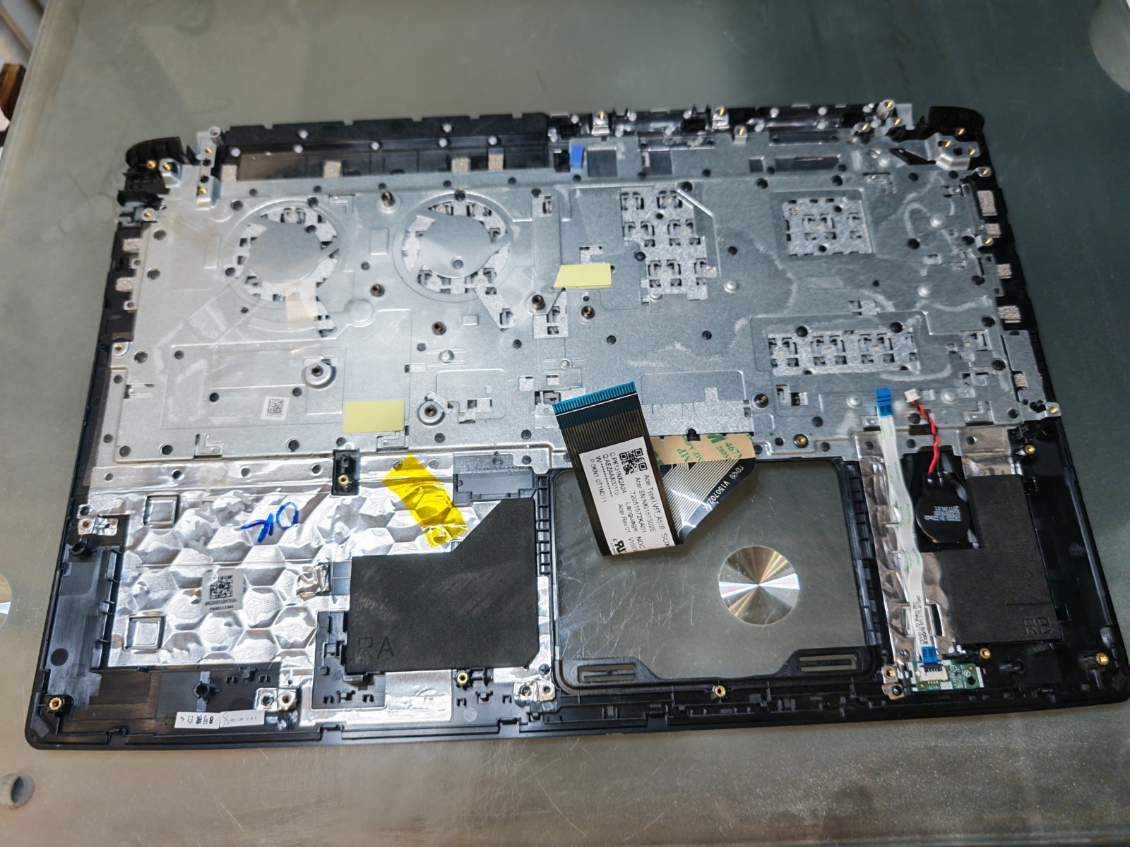 ACER A515-51 A515-41 A615-51 TOP BODY PALMREST AM20X000100 #