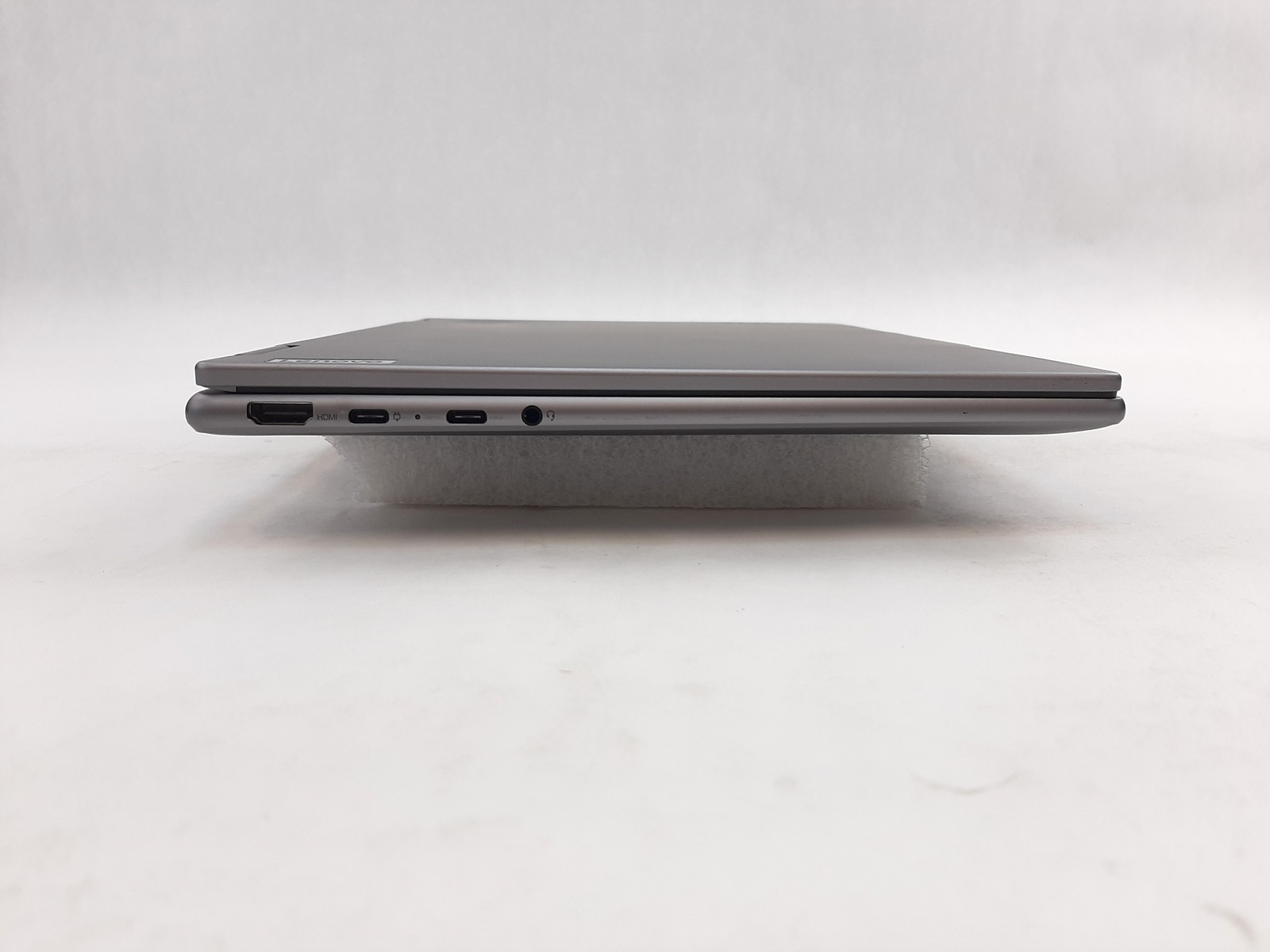 Lenovo Yoga 7 Ryzen 5 8640HS 16GB RAM 256GB NVMe White Spot Parts/Repair C3*185