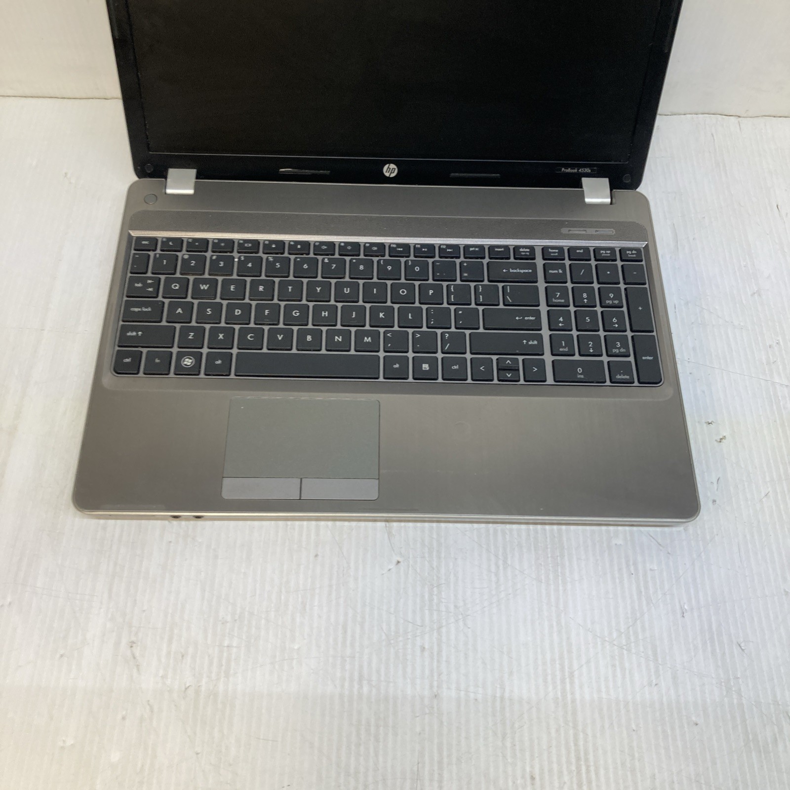 HP ProBook 4530s Intel Core i3-2310M 2.10GHz no RAM NO HDD boot to BIOS