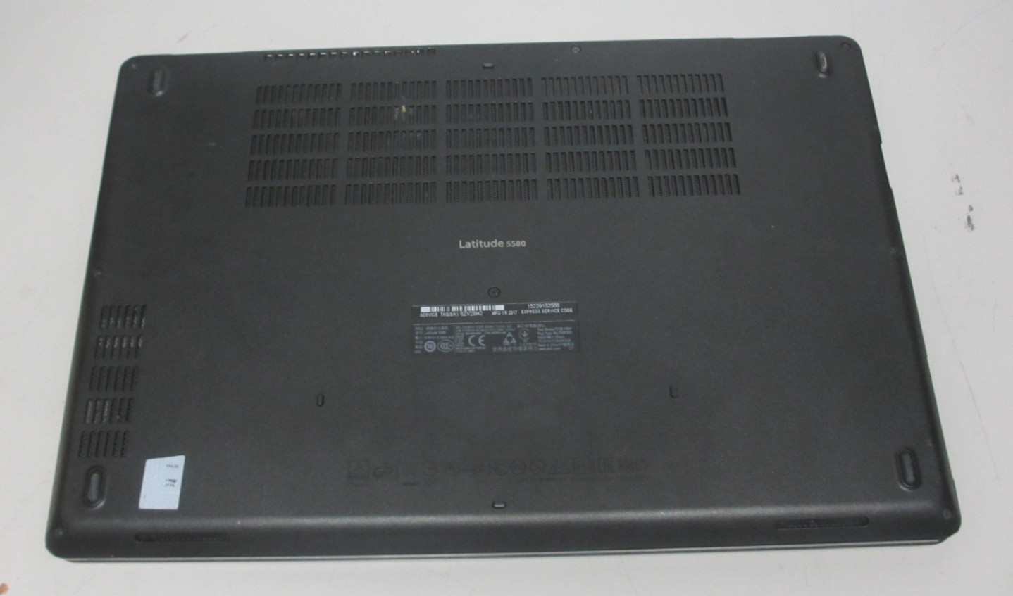 Dell Latitude 5580 i5-6440HQ 2.6GHz 16GB 256GB M2SSD NO BTRY/OS LAPTOP + AC READ
