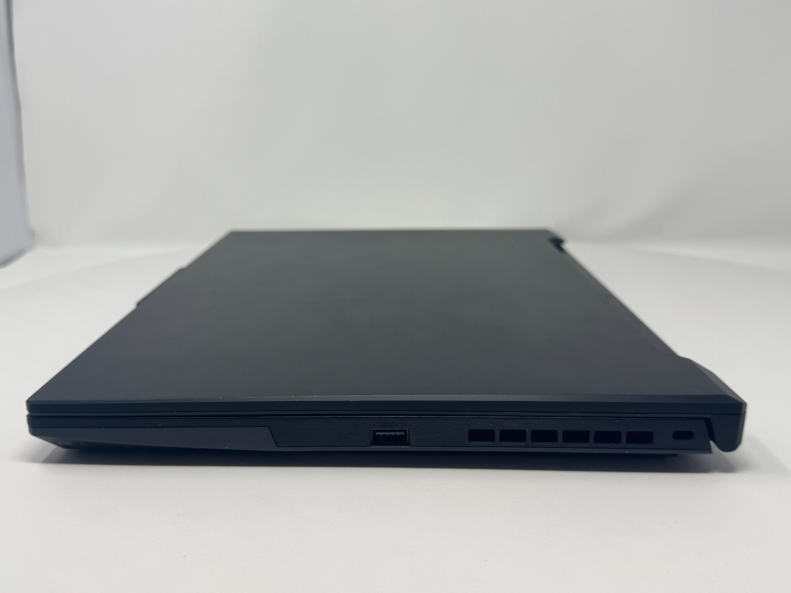 ASUS TUF Gaming A16 Ryzen 7 7735HS RX 7600S 16GB 512GB Laptop Tested Working