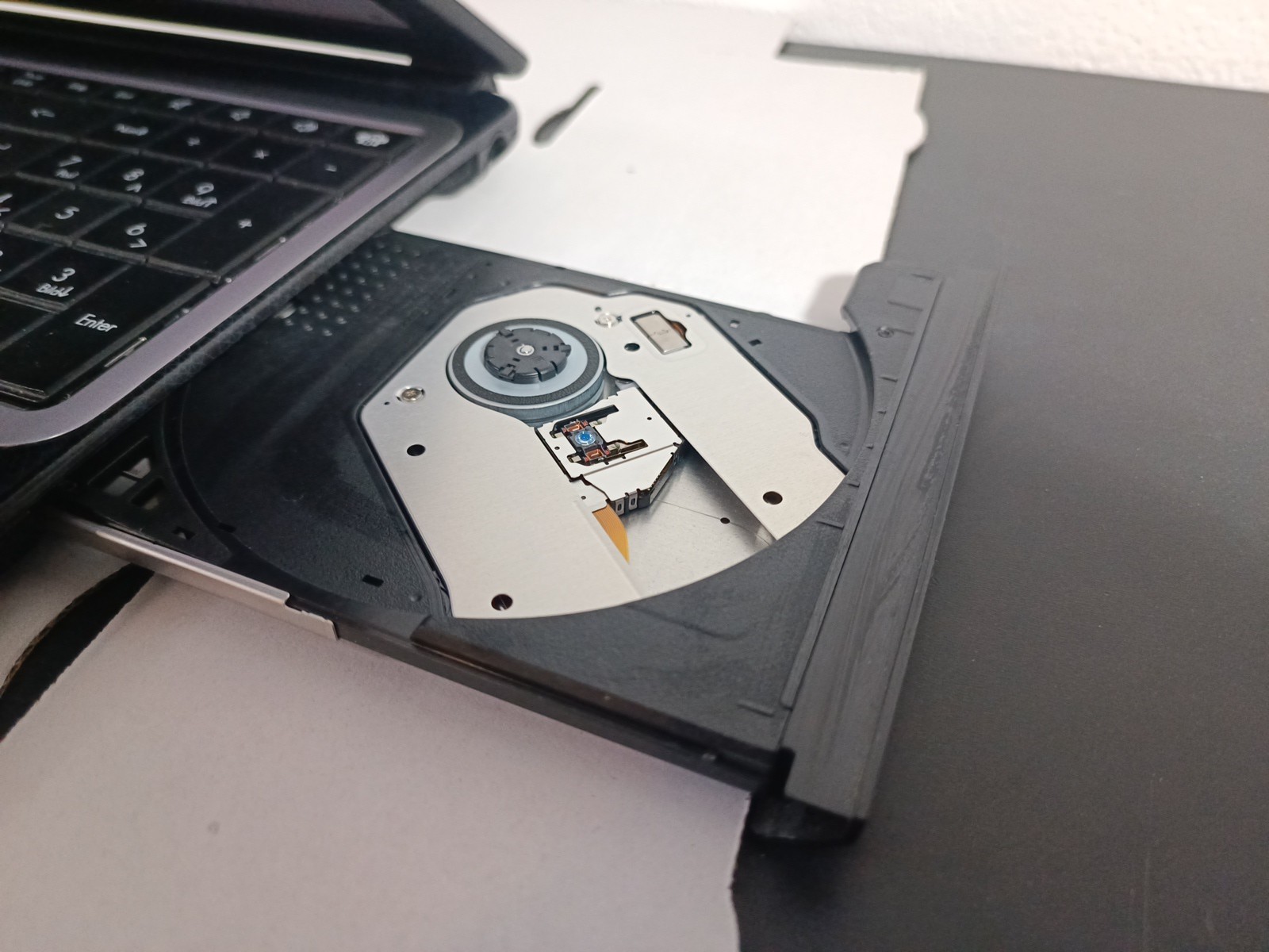 Packard Bell Laptop Notebook PC 1.3GHz