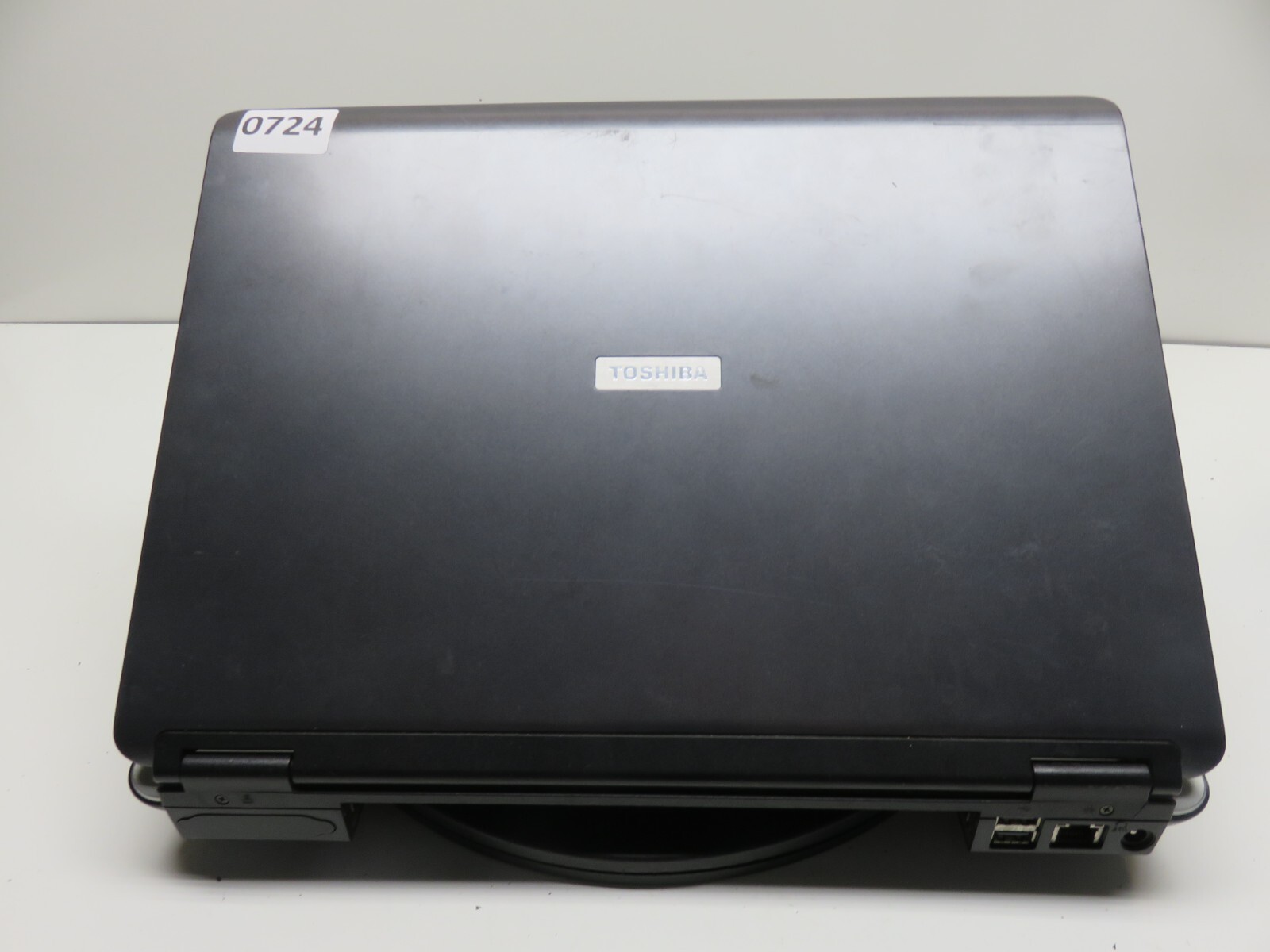 Toshiba Satellite A105-S4054 Laptop Intel Core Solo 500MB Ram – Lines in Screen