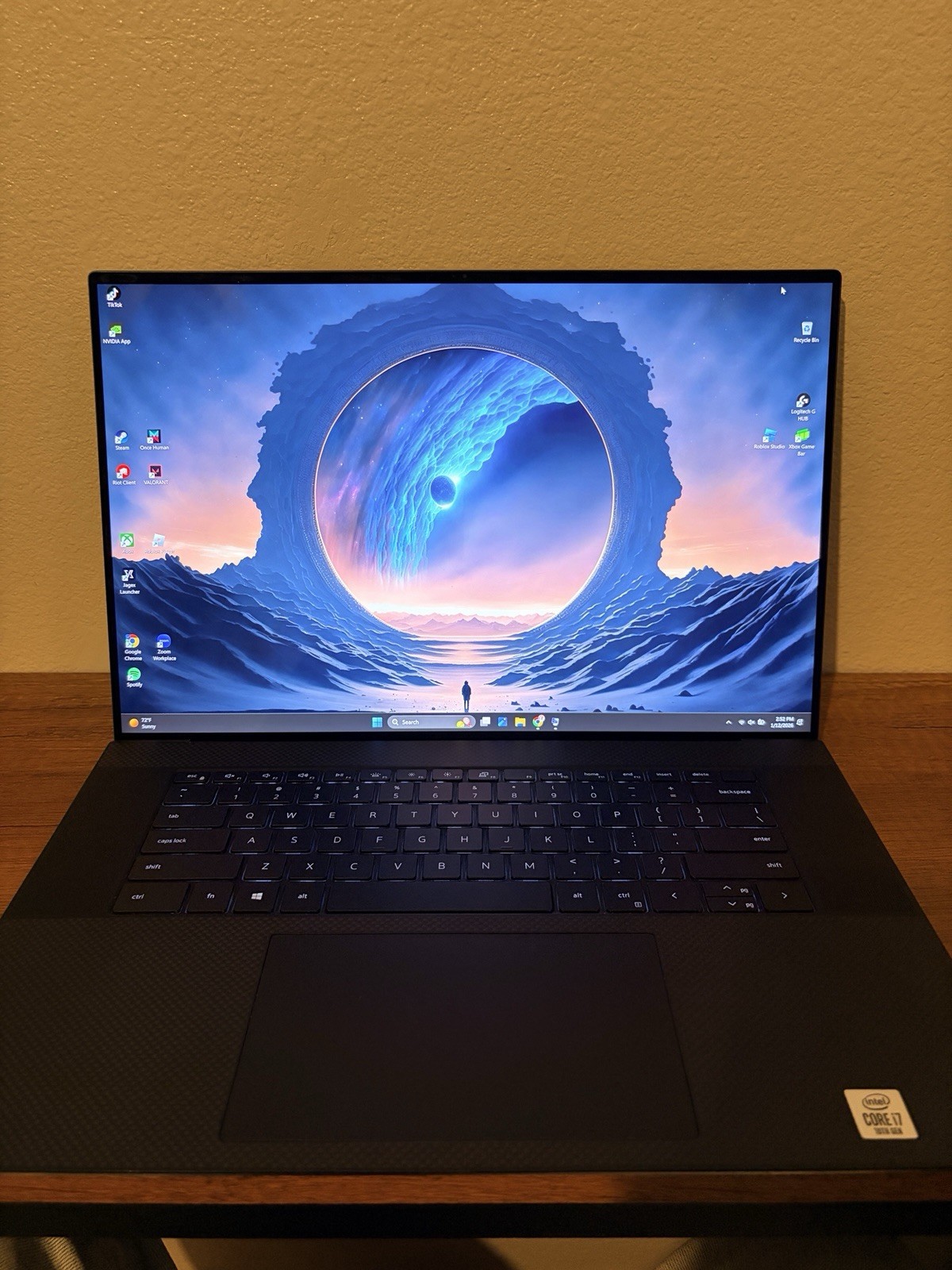 High-End Dell XPS 17 – i7, 32GB RAM, 2TB SSD, RTX 2060 (Excellent Condition)