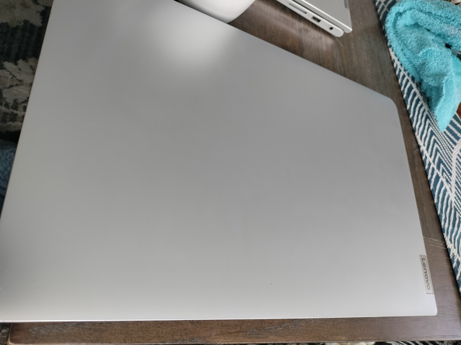 Lenovo IdeaPad 1 15AMN7 (82VG) Laptop – AMD Athlon Silver, 4GB RAM, 128GB SSD