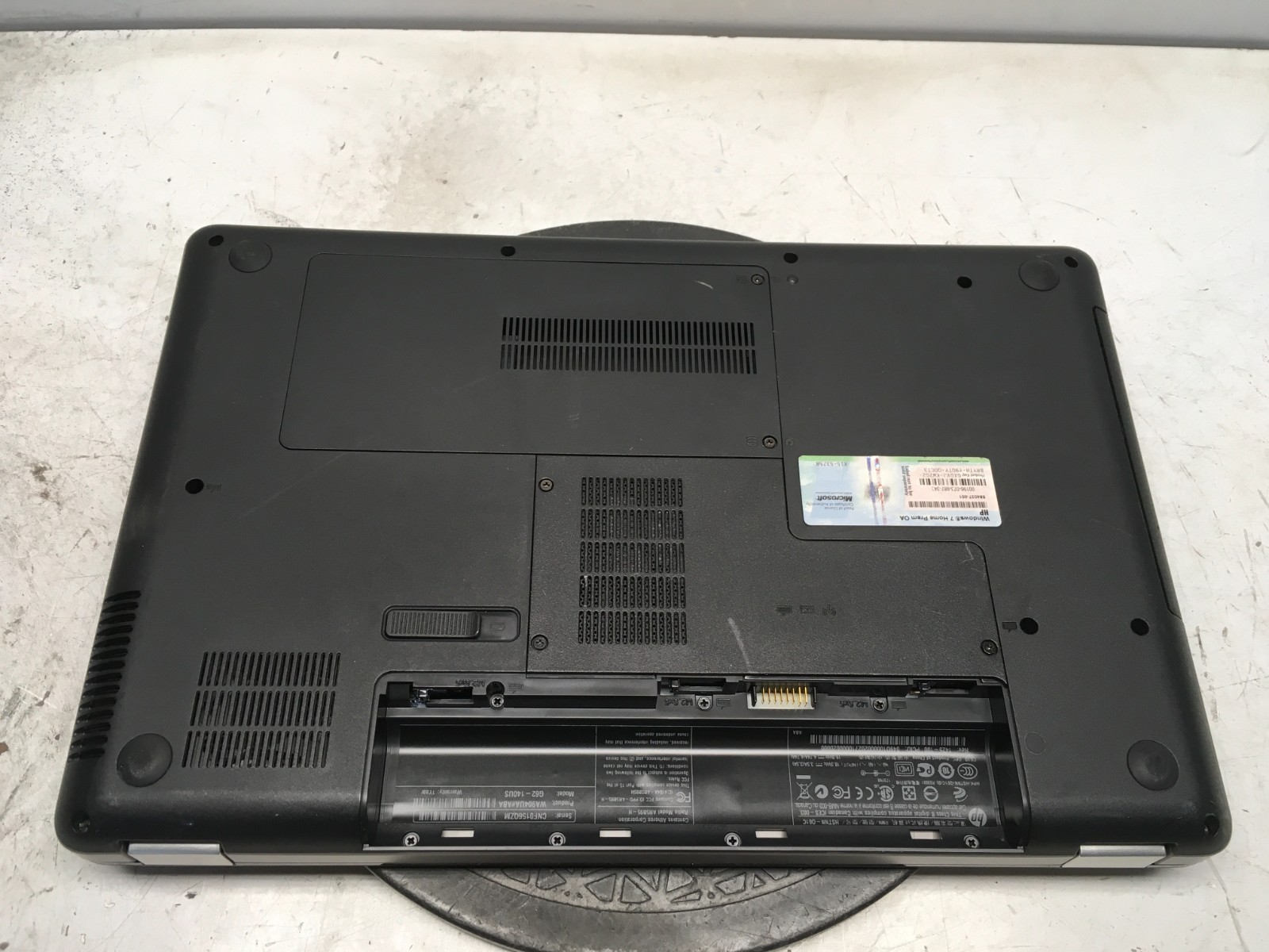 HP G62-140US Intel i3-M330 2.13GHz 4 GB NO HDD