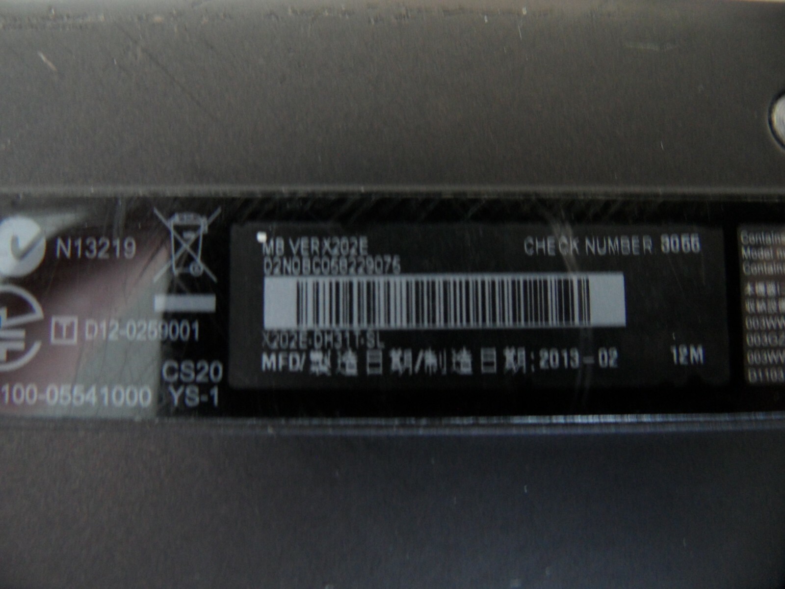 Asus X202E Laptop For Parts Posted Bios Hard Drive Wiped Dinged Up