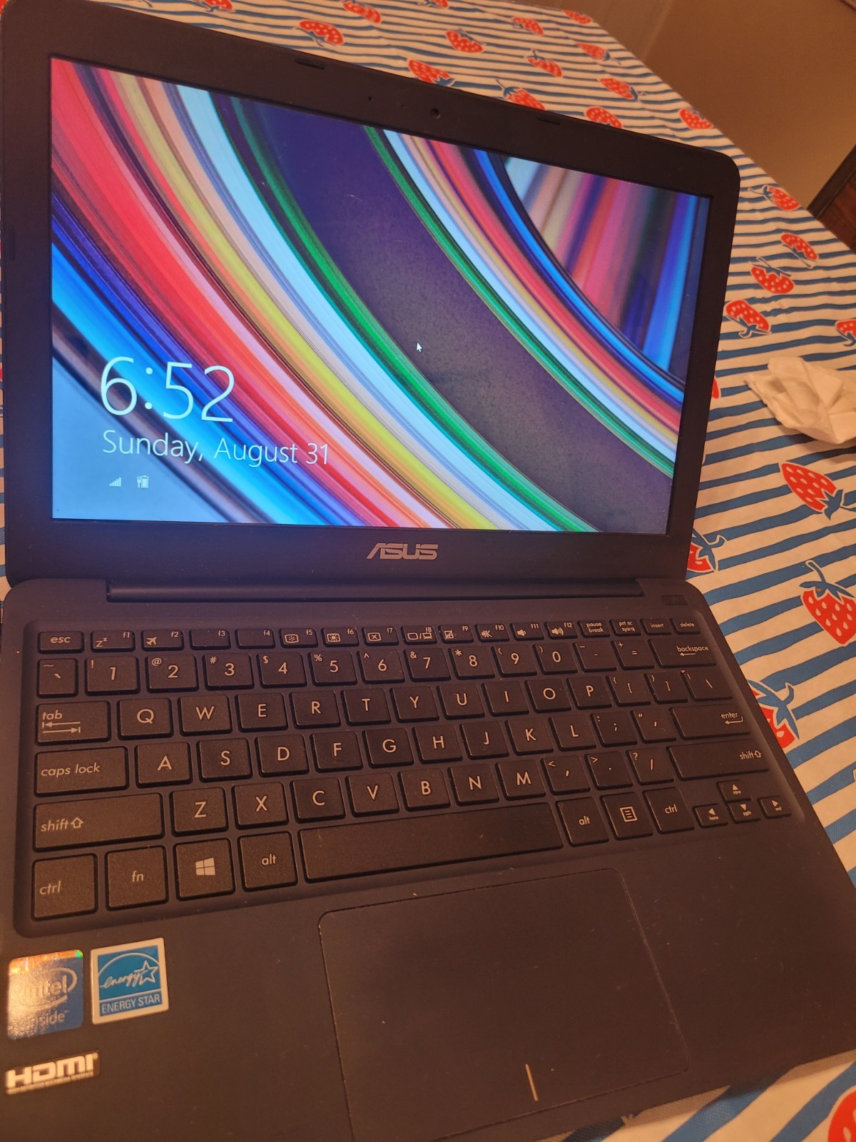 ASUS Eeebook X205TA 11.3in. (32GB, Intel Atom, 1.33GHz, 2GB) Notebook/Laptop…