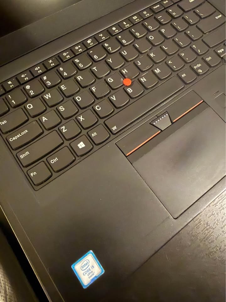 Lenovo Laptop Intel Core i5 8GB RAM 238GB SSD
