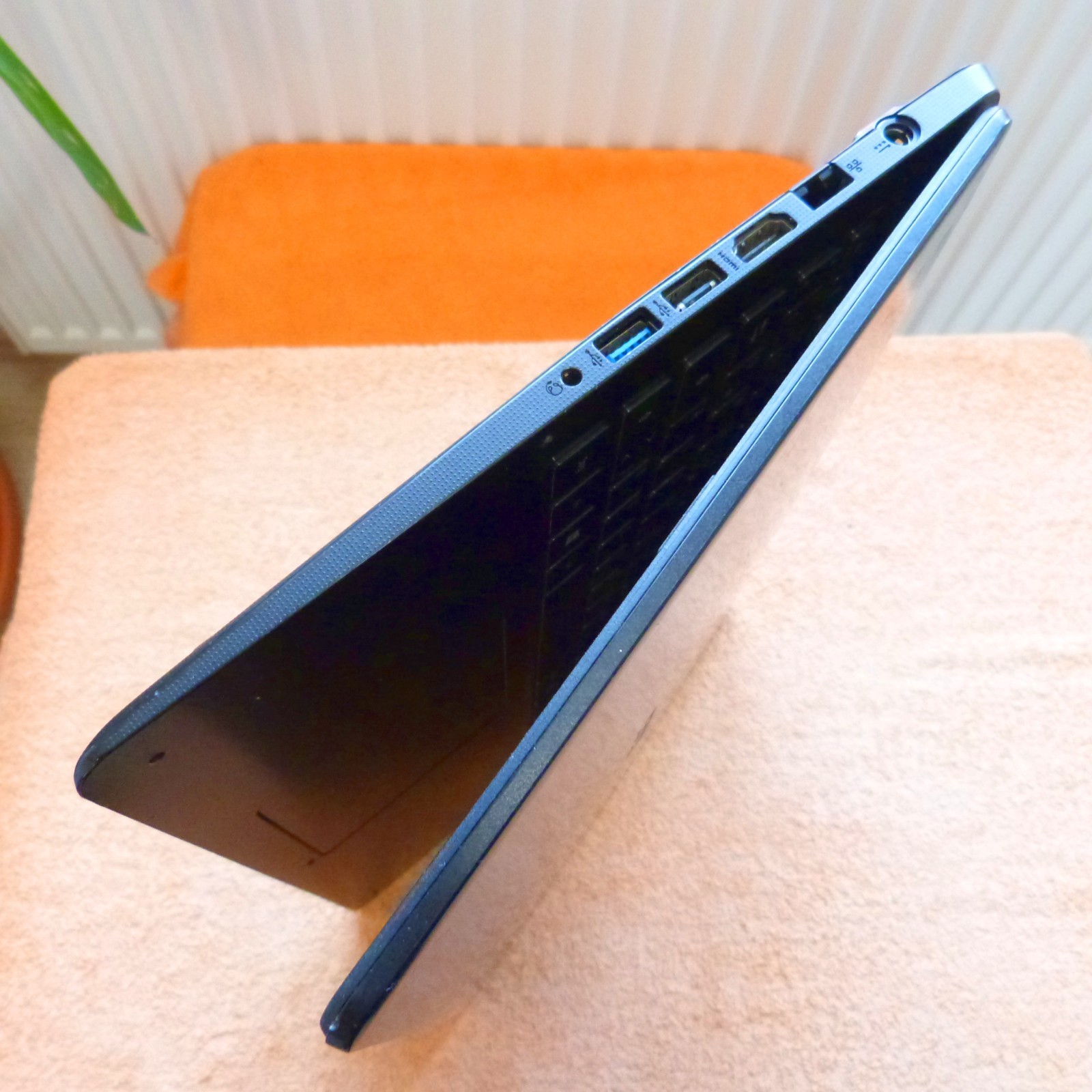Acer A315 15″ Ultrabook l 8Gen Turbo Intel I Samsung SSD Windows 11 PRO HDMI
