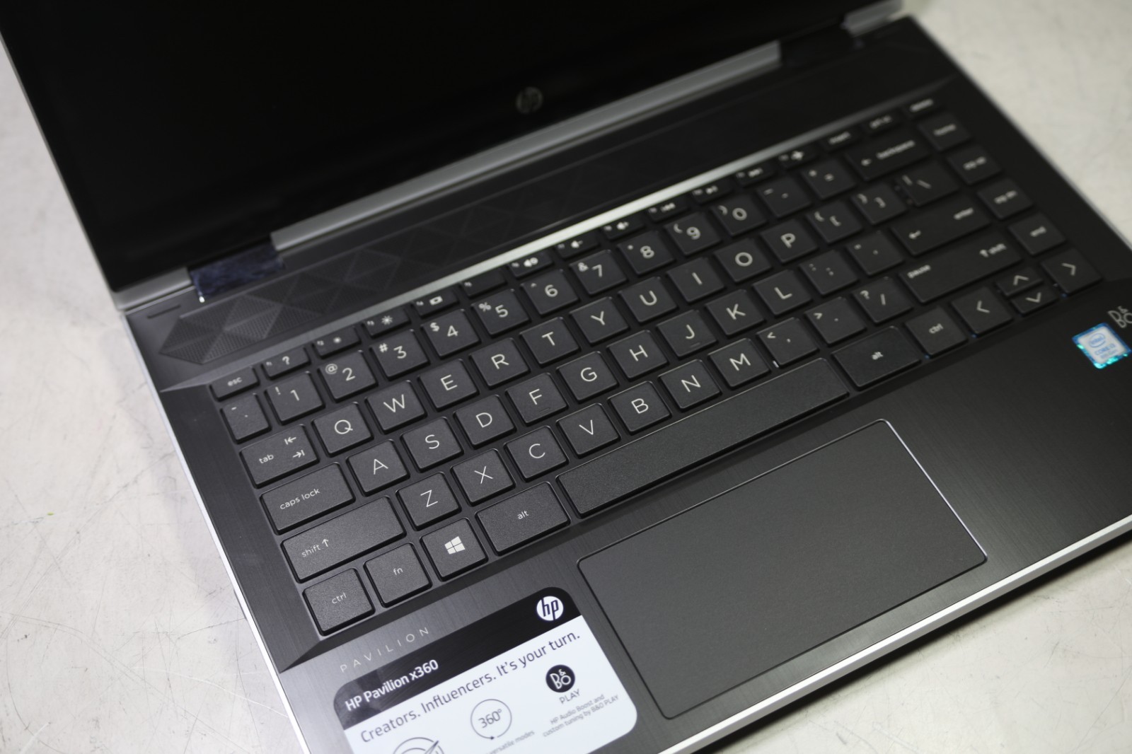 HP Pavilion x360 Intel(R) Core(TM) i3-8130U CPU 2.20GHz-8GB RAM-512GB HDD-NO OS