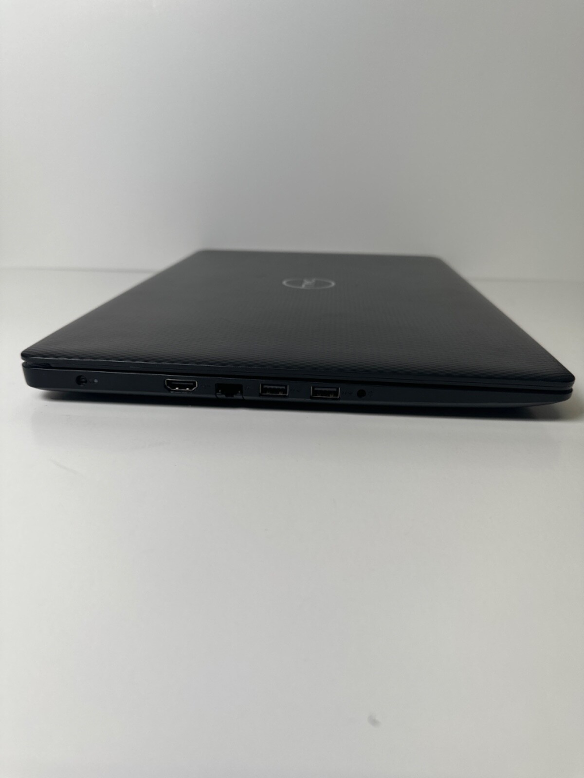 Dell Inspiron 3585,AMD Ryzen 3 2200U, 2.00GHz, 8GB RAM, 256GB SSD, (NOT OS)
