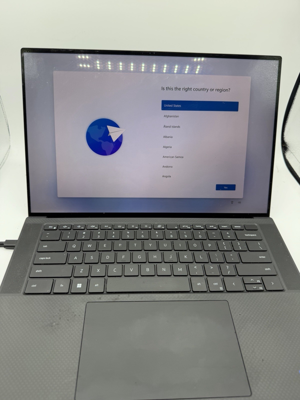 Dell Precision 5560 15″ 4K Touch I7-11850H 2.50GHz 32GB 512GB A2000 *Grade C*