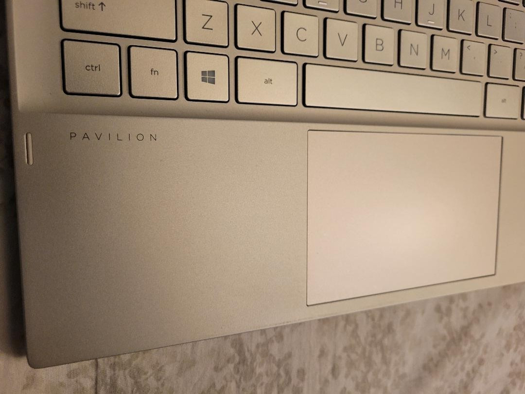 HP Pavilion x360 Convertible Touch Laptop 14″ i5-1035G1 8GB RAM 256GB SSD Win-11