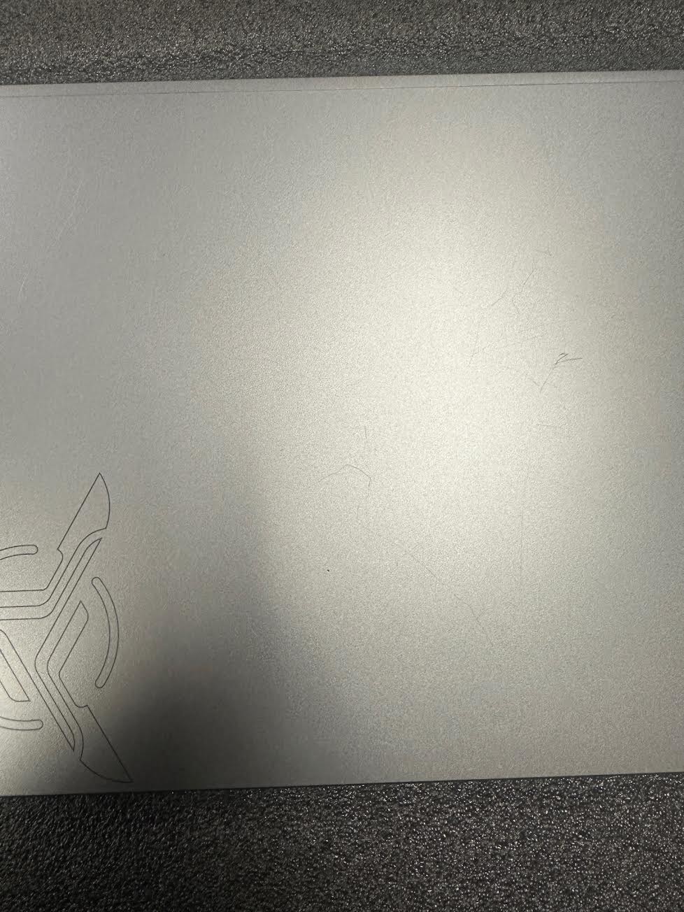 Skytech Gaming Lumi Laptop: Intel i5-13420H, RTX 3050, 1TB,16GB *AS IS BROKEN*