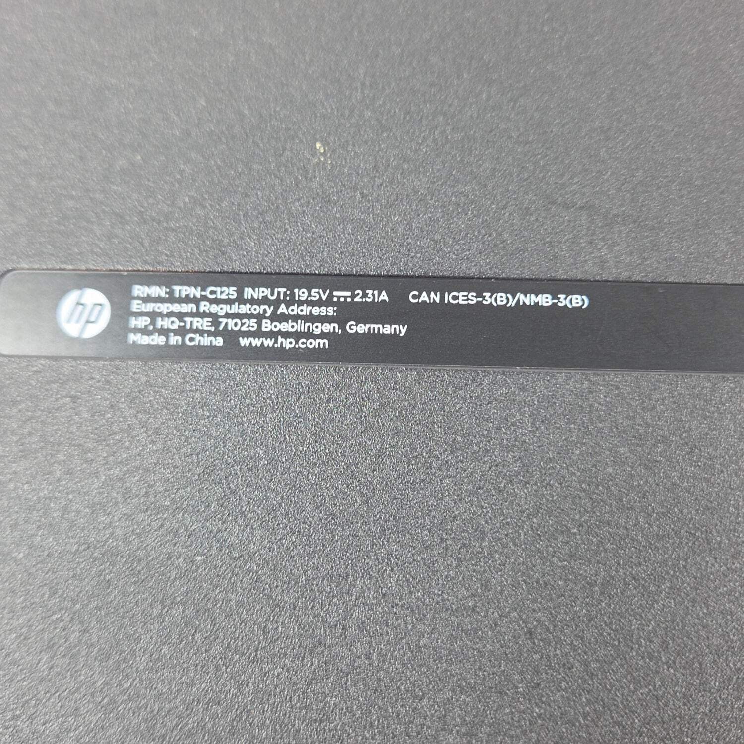 Broken HP NoteBook 15-AY009DX 15.6″ i3-6100U 2.3GHz 6GB RAM 1TB SSD Read