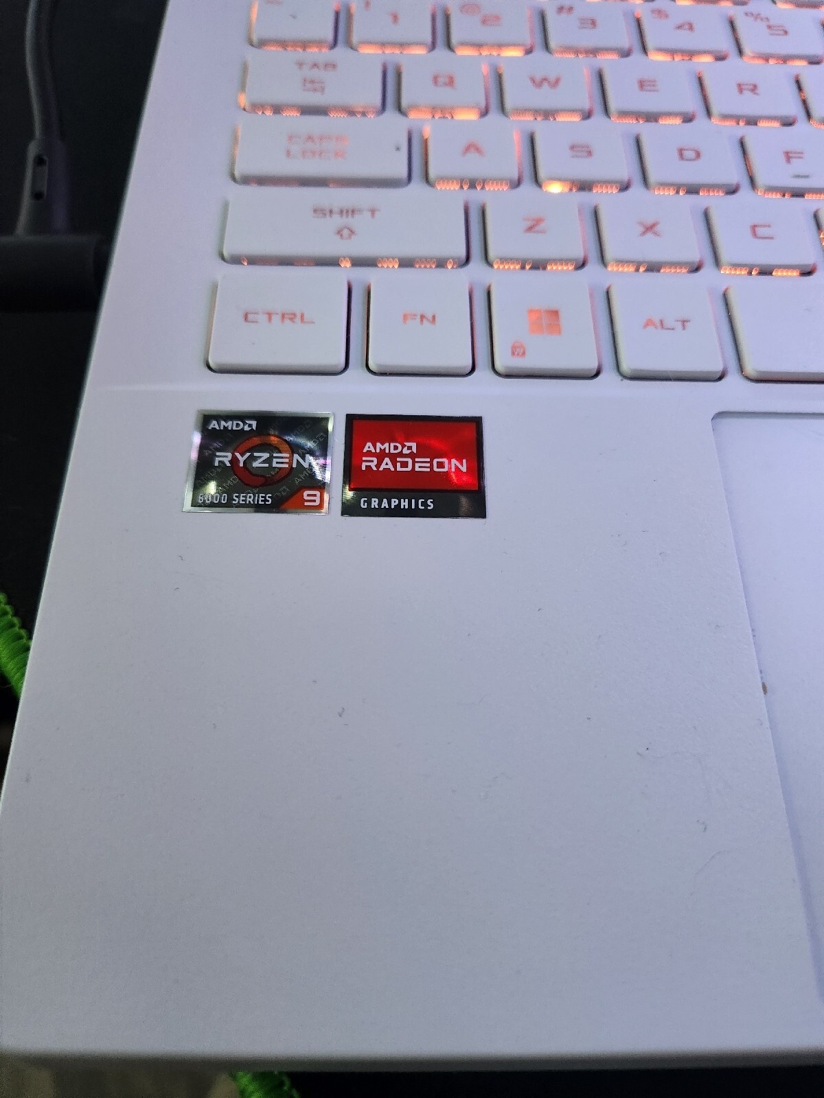 ASUS ROG Zephyrus G14 14″ (1TB SSD, AMD Ryzen 9 6000 Series, 4.90 GHz, 16GB,)