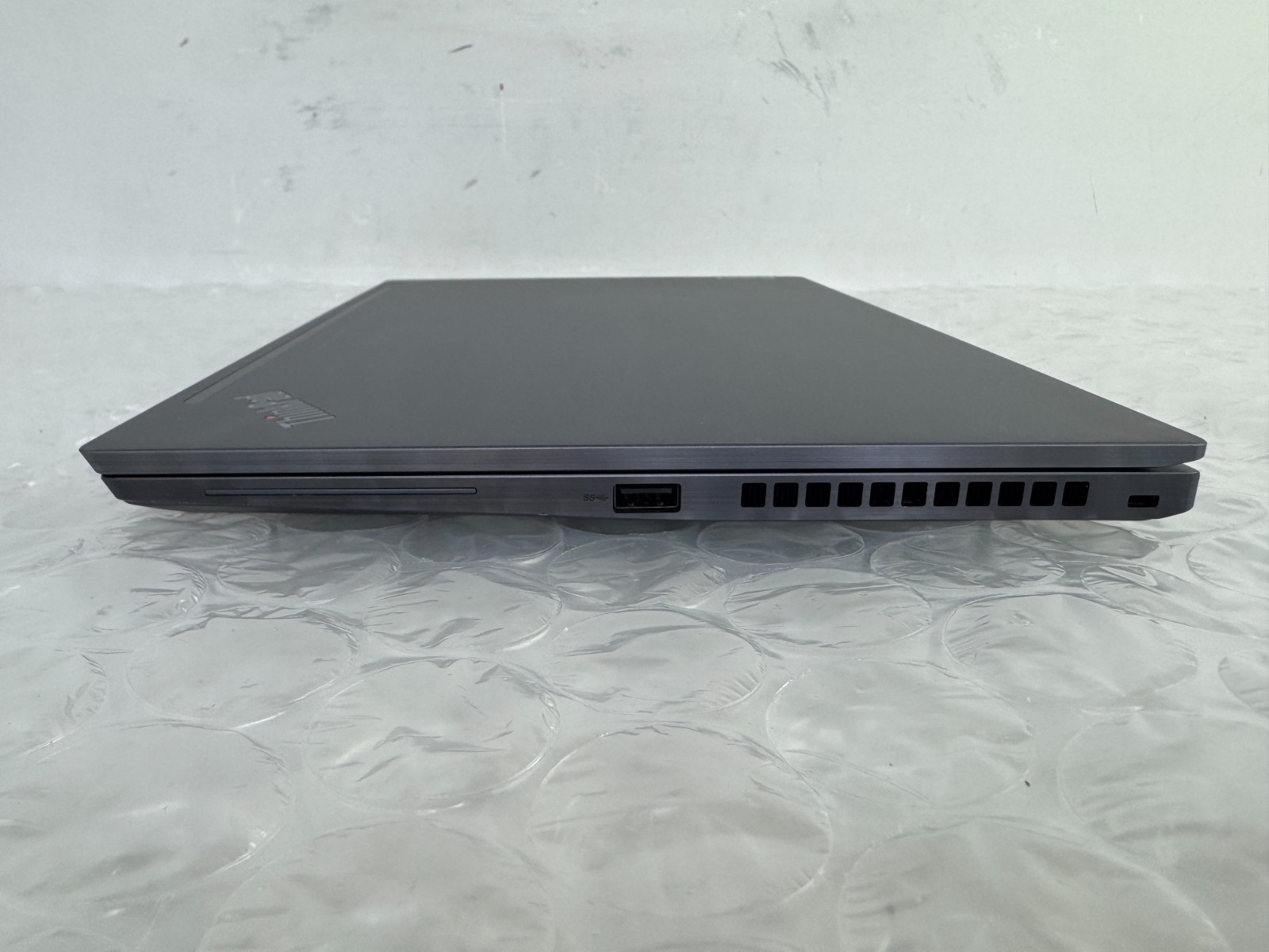 Lenovo ThinkPad T14s Gen 2 i7-1185G7 16GB 256GB SSD 14″ FHD Win 11 Pro