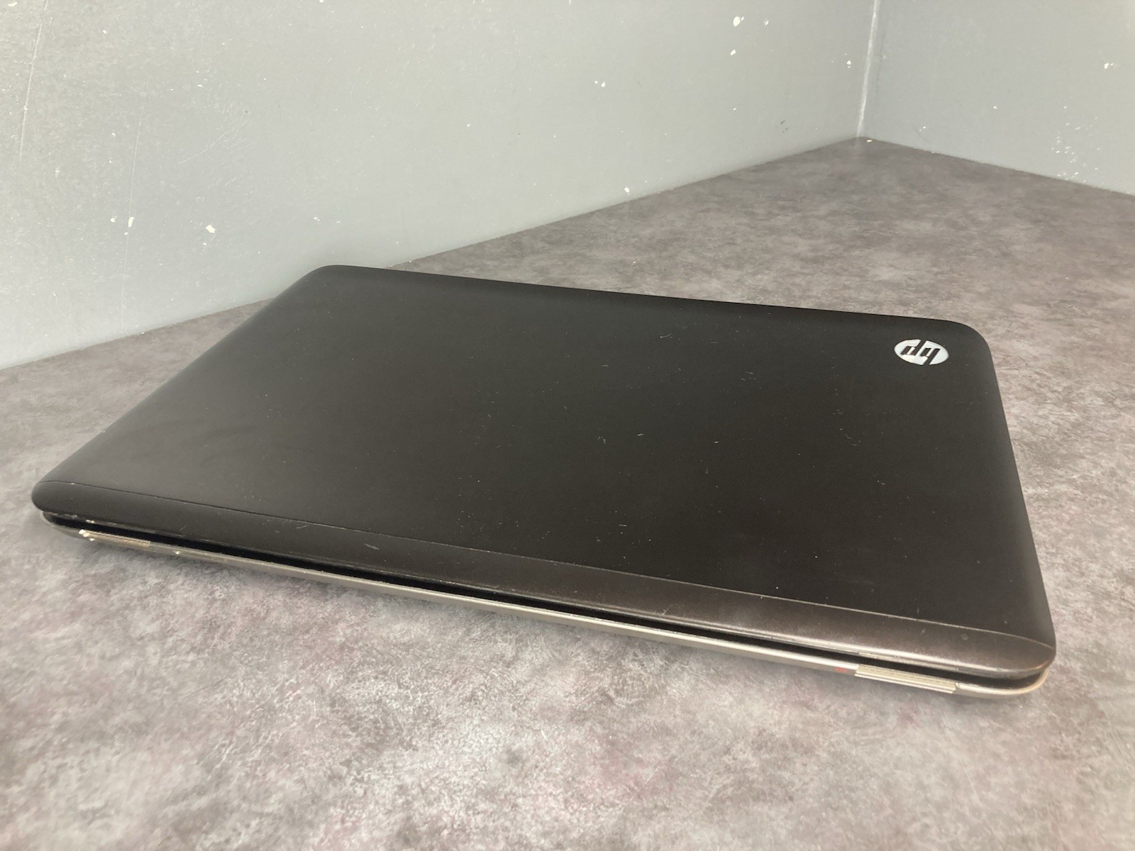 HP Laptop Intel Core I5. No Ram, SSD/HDD, OS, Or Batterie.