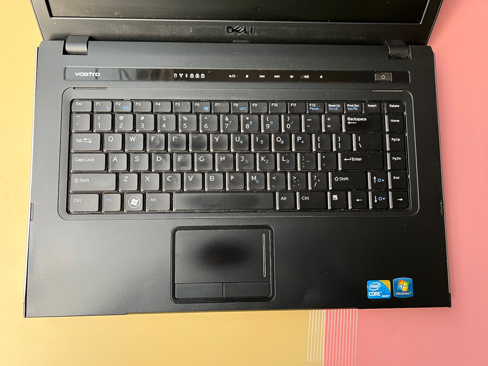 Dell Vostro 3500 Intel Core i3 M350 2.27GHz 4GB RAM 0GB HDD WEBCAM BLUETOOTH