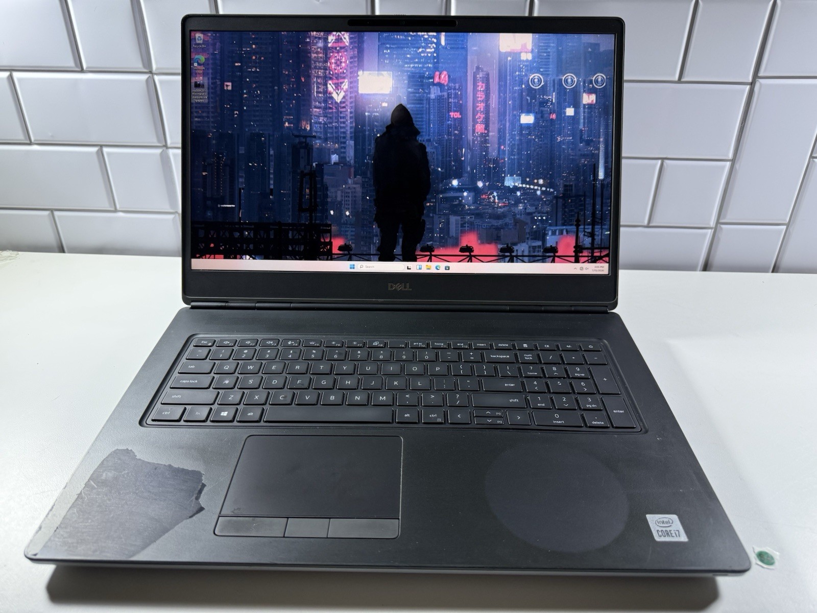 Dell Precision 7750 17.3” I7-10850H 16GB RAM 512GB RTX 3000 Win 11P NO BATTERY