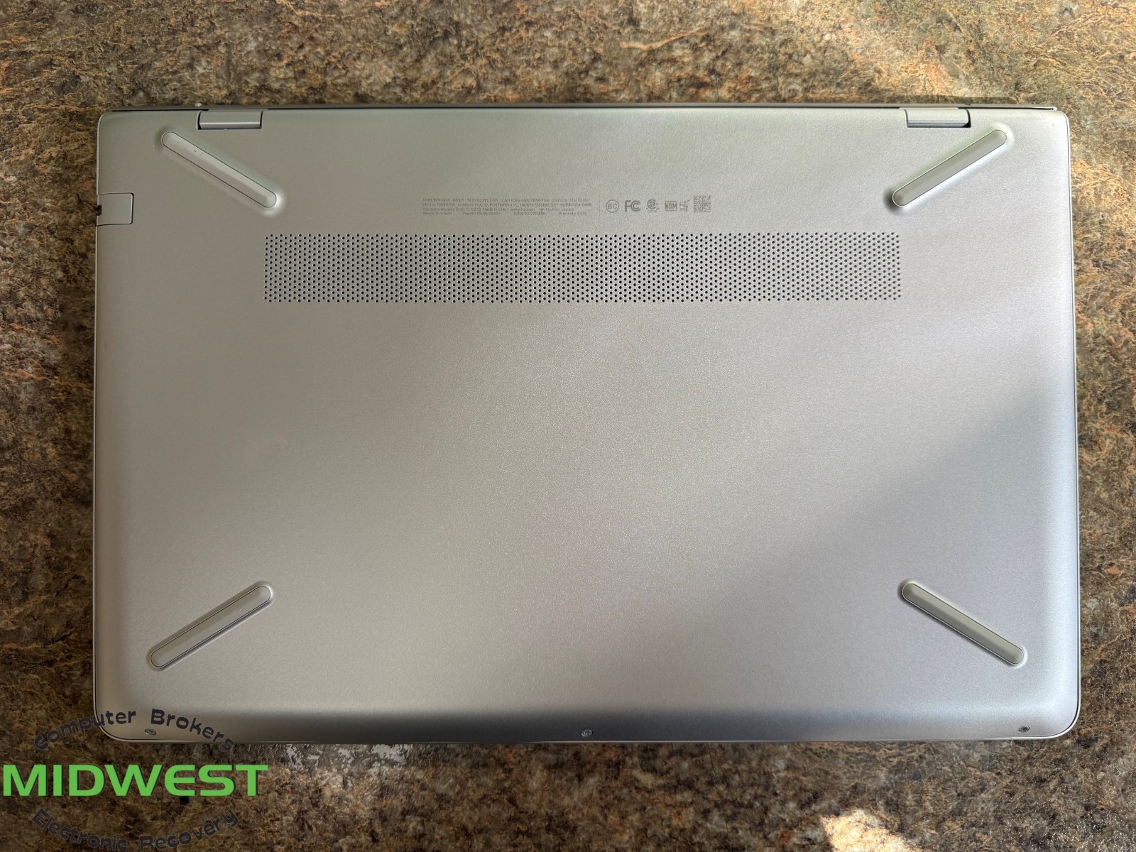 HP Pavilion 15 i7-7500U 2.70GHz 12GB 1TB HDD