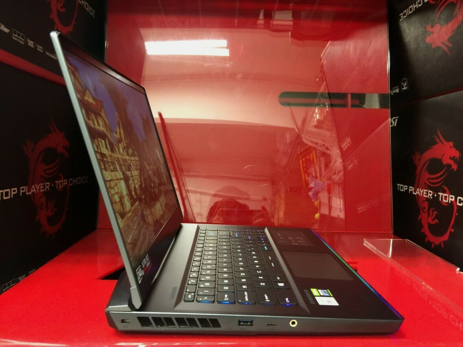 MSI GE66 10SGS 15.6″ 240hz i7-10750H 32GB DDR4 1TB SSD RTX 2080 Super VR Ready