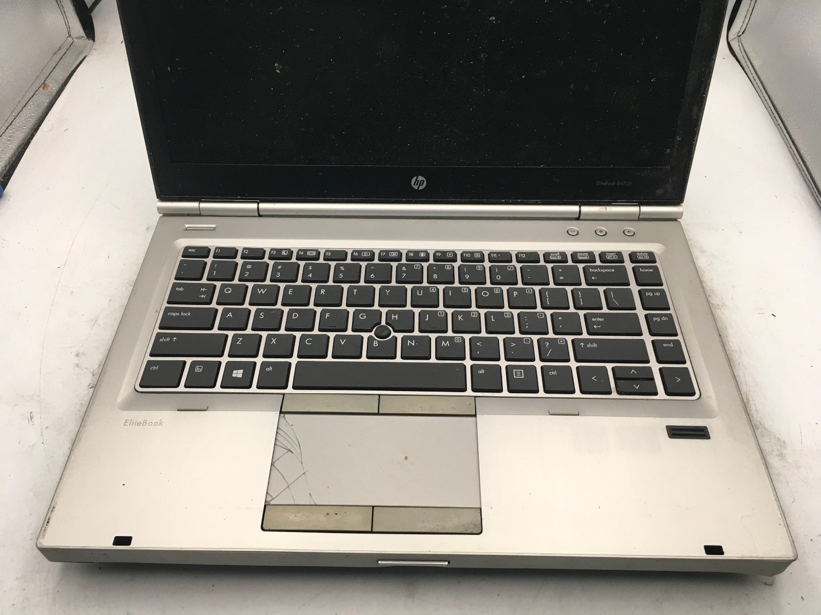 HP ELITEBOOK 8470P – FOR PARTS/BROKEN LCD – INTEL I5 3RD GEN – NO RAM – READ -BB