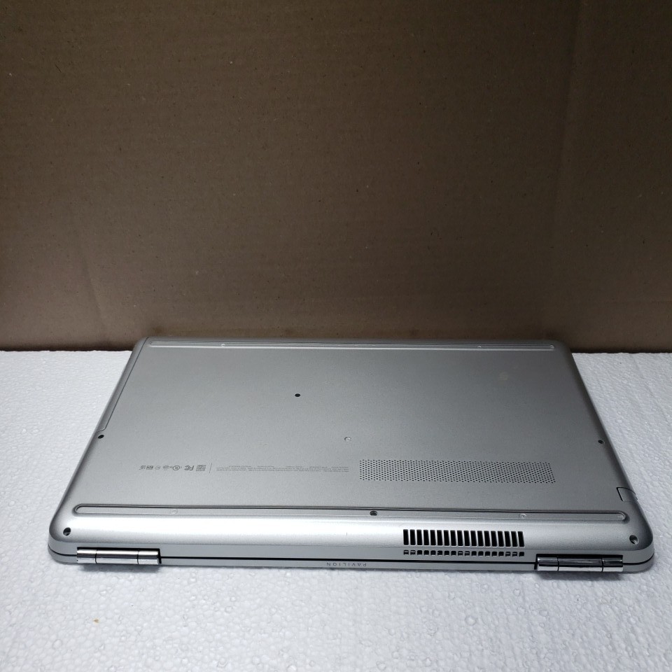 HP Pavilion 15z-aw000 15.6″ AMD A9-9410 R5 FOR PARTS ,read
