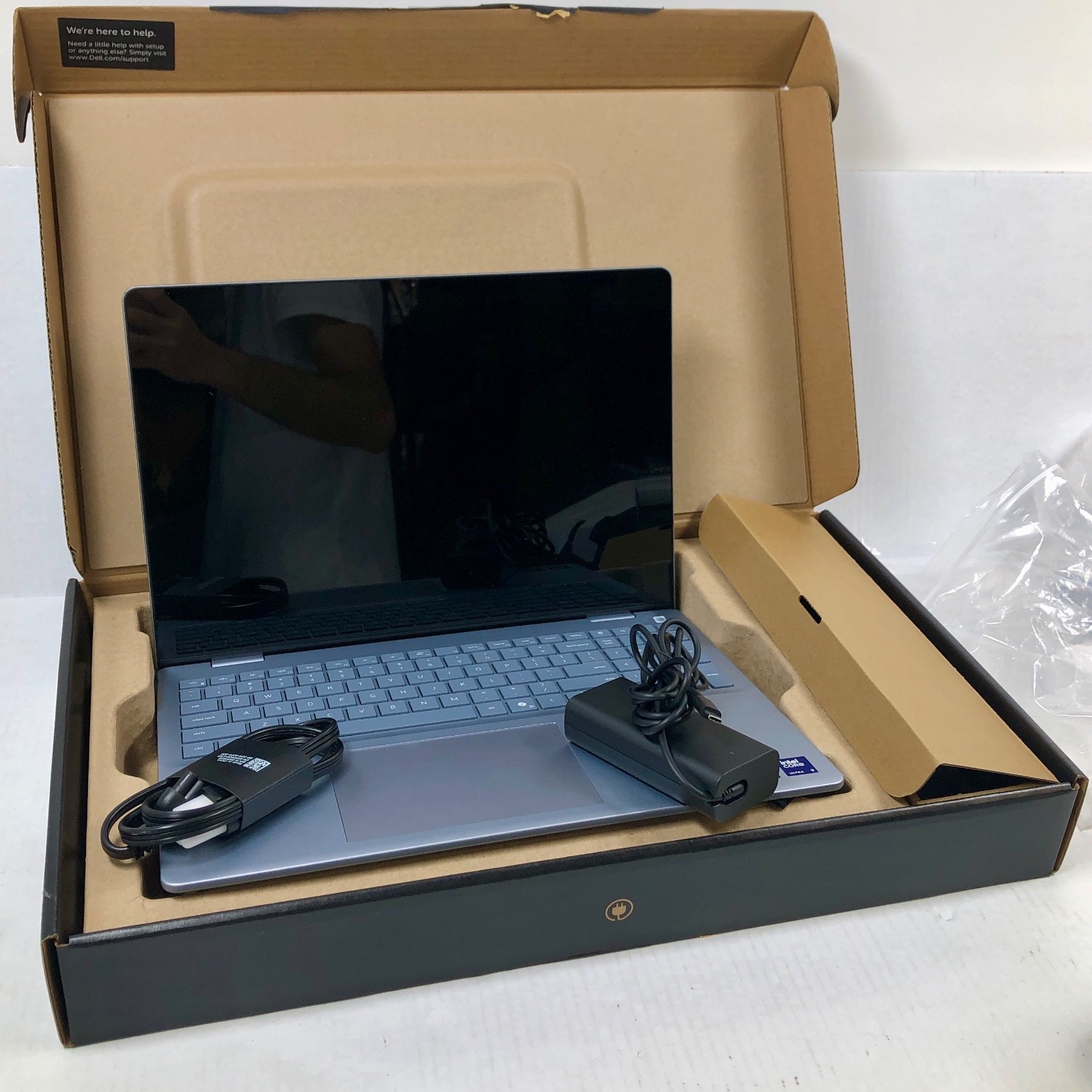 Dell 16″ 1920×1200 Touch Ultra 9 288V 32GB 1TB SSD W11H