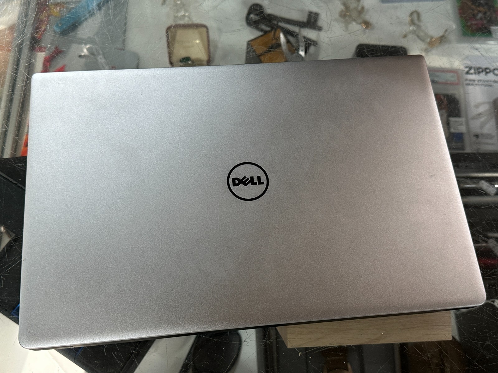 DELL XPS 13 9343 LAPTOP WINDOWS 10 HOME , 256 GB SSD 8 GB RAM – READ DESCRIPTION