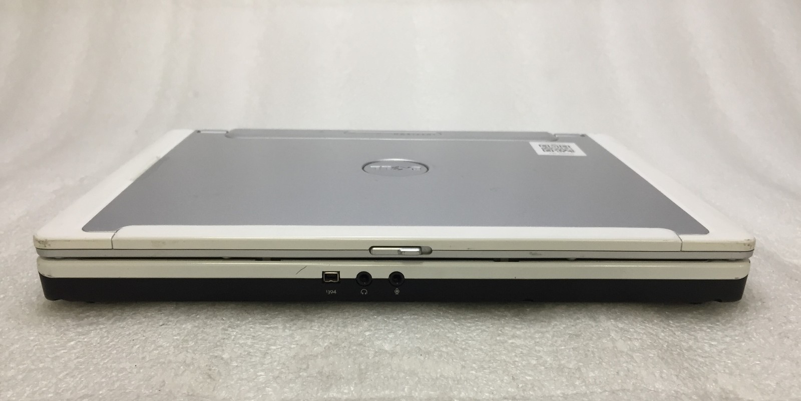 Dell Inspiron 700m Laptop Intel Pentium M 1.70GHz 512MB RAM No HDD/OS No BATT