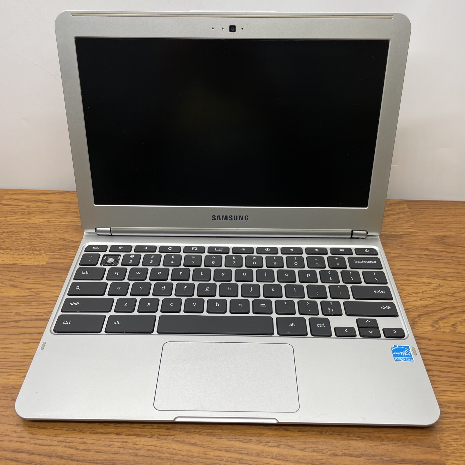 Lot of 2 Laptops HP Stream 11–y010nr & Samsung Chromebook XE303C12 For Parts