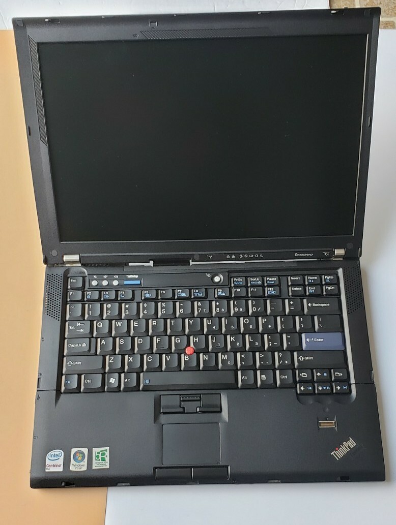 Lot 2 Lenovo Thinkpad B560/T61 3GB RAM 0GB HDD REPAIR or PARTS