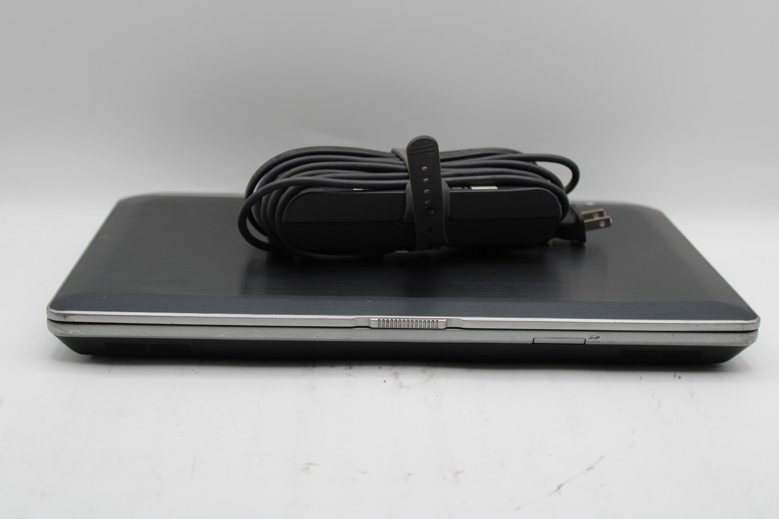 Dell Latitude E6430 _ i5-3230M @ 2.6 _ 8GB RAM _ No SSD / OS