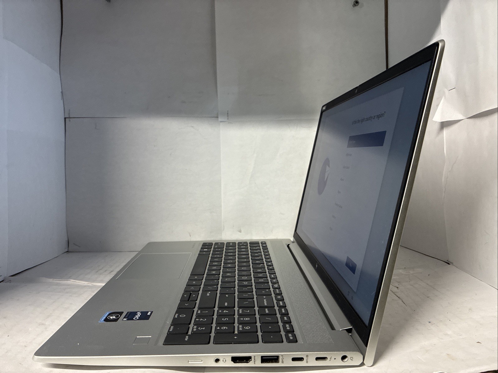 HP EliteBook 650 G10 15.6″ i5-13th Gen 16GB RAM 256GB SSD Win 11 Pro – Charger