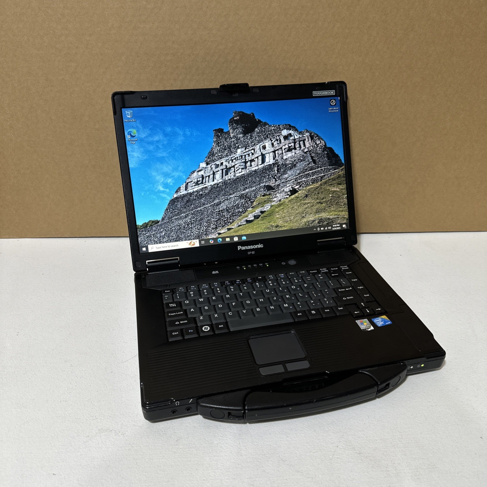 Panasonic Toughbook CF-52 Core 2 Duo P8400 2.26GHz 2GB RAM 120GB SSD Win 10 Pro