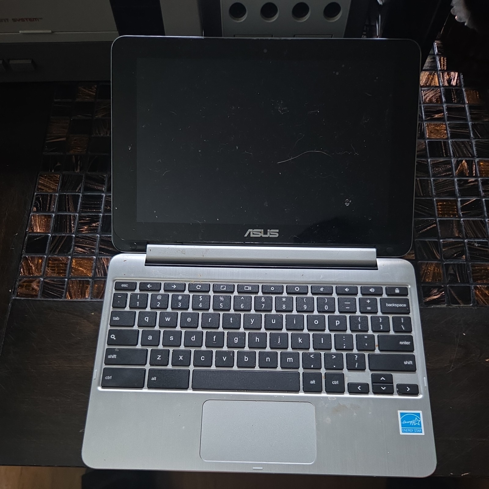 Foldable Chromebook laptop/tablet . Parts only