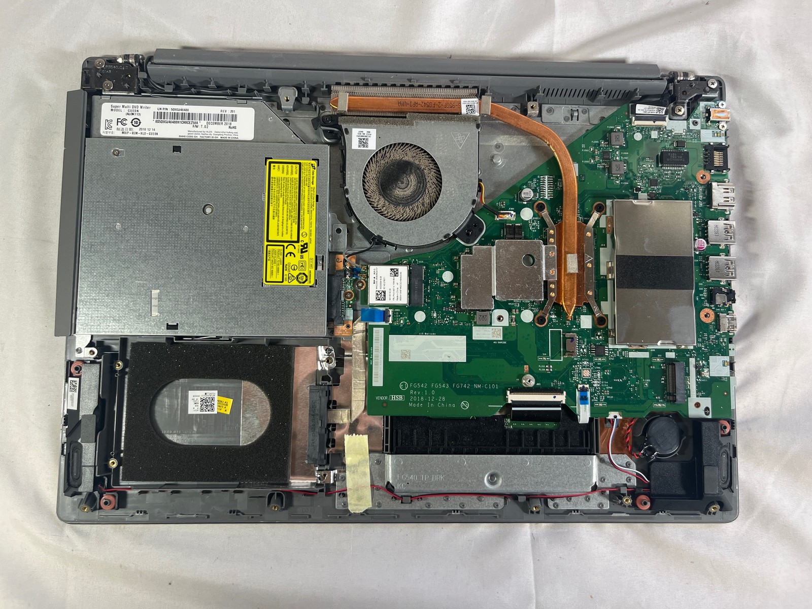 Lenovo IdeaPad L340-15API AMD Ryzen 3 None No Drive 15.6″ FOR PARTS/REPAIR