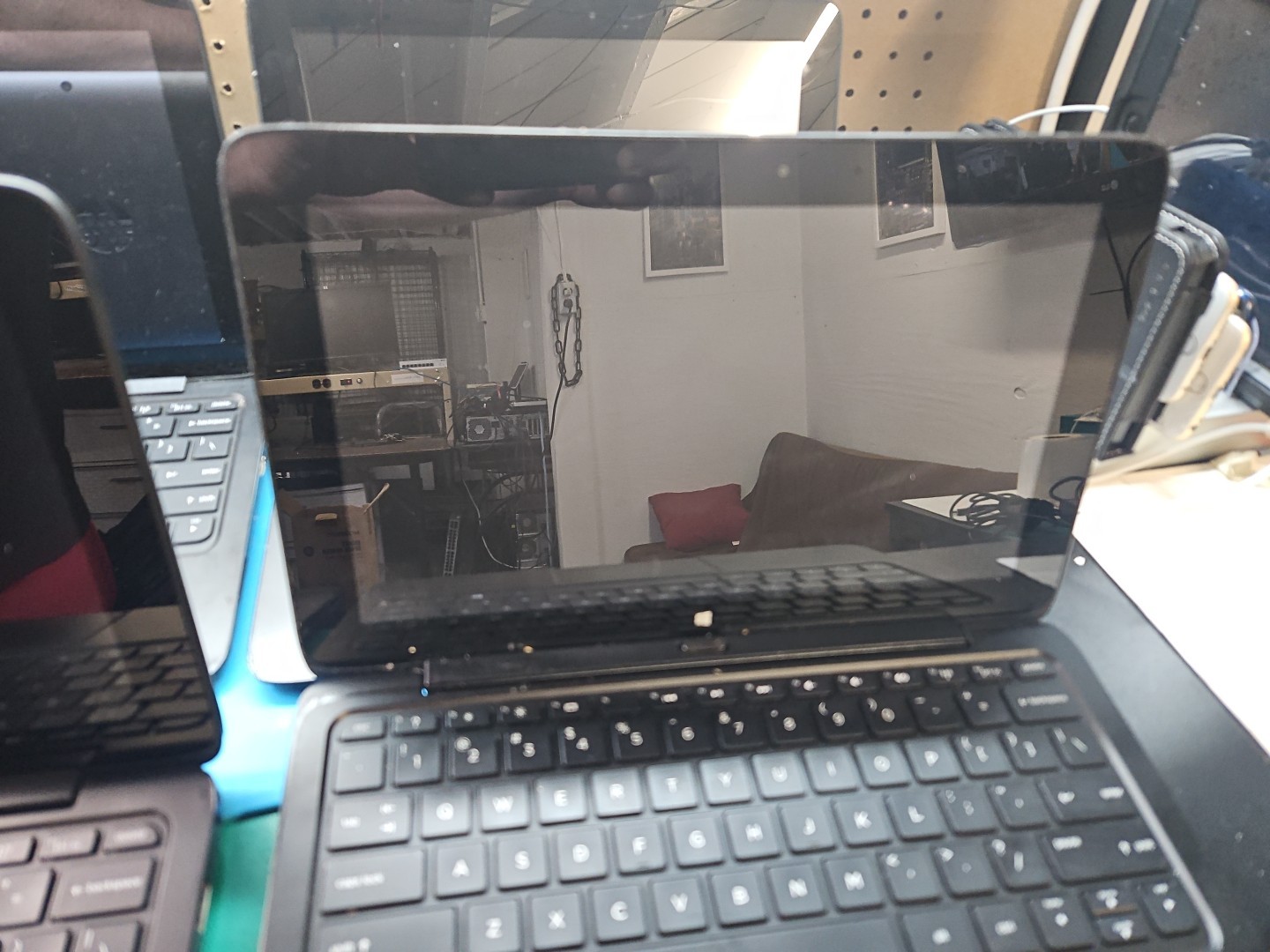 LOT 4 HP Pro x2 410 G1 11.6″ i5-4202Y 1.6GHz 4GB 2-in-1 Laptops FOR PARTS AS IS
