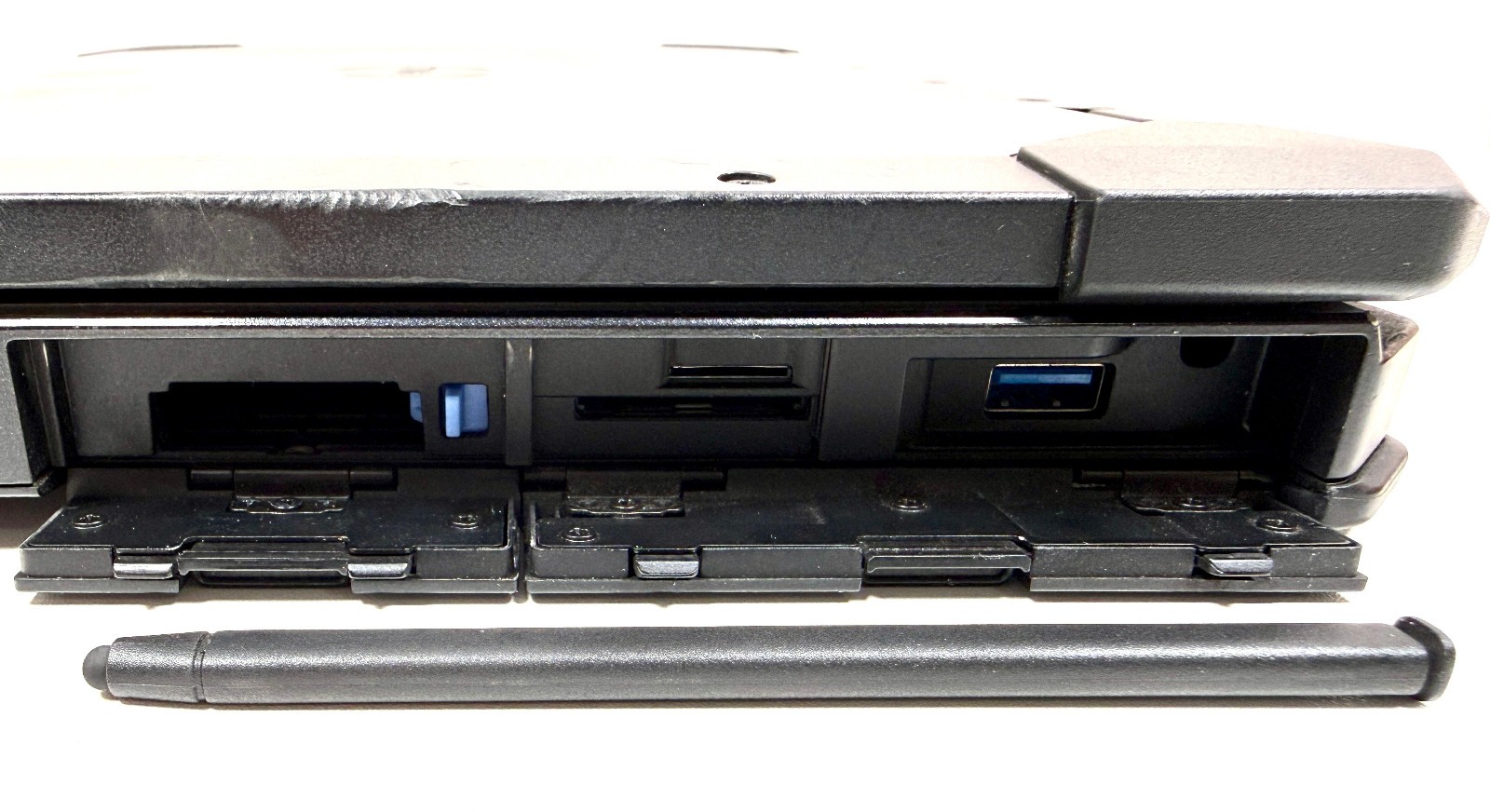 Dell Latitude 5420 Rugged 14″ Touch 1.7GHz Core i5-8350U 32GB RAM NO SSD or OS