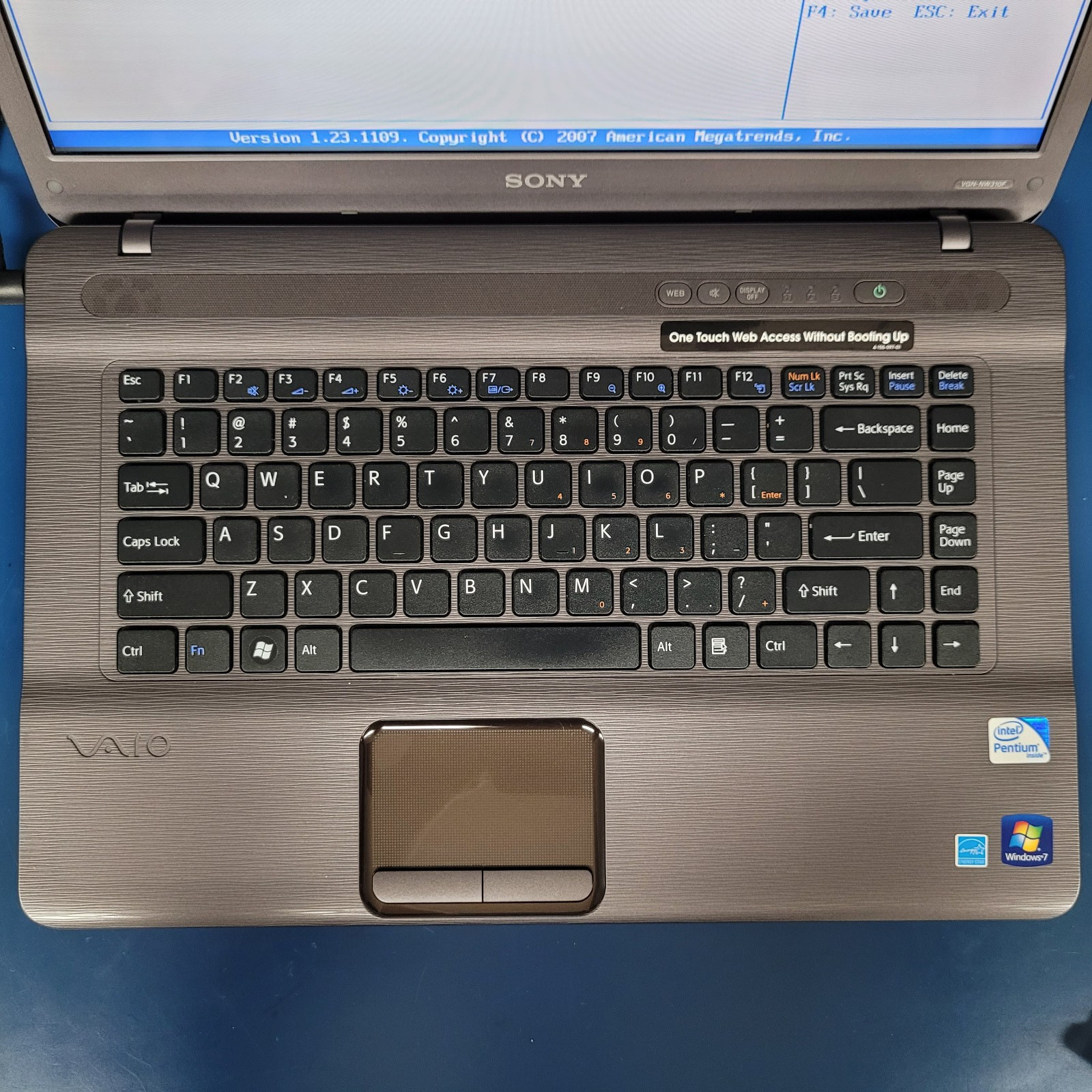 Sony Vaio PCG-7192L 15.5″ Laptop Computer Intel Pentium, 4GB RAM, NO HDD