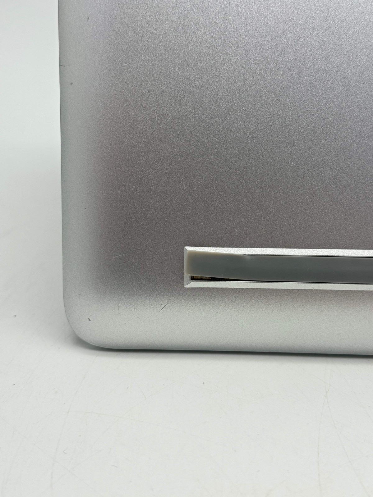 HP 15-DY2702DX 15.6″ Core i3 11th Gen 8GB 256GB Silver – Won’t Boot For Parts