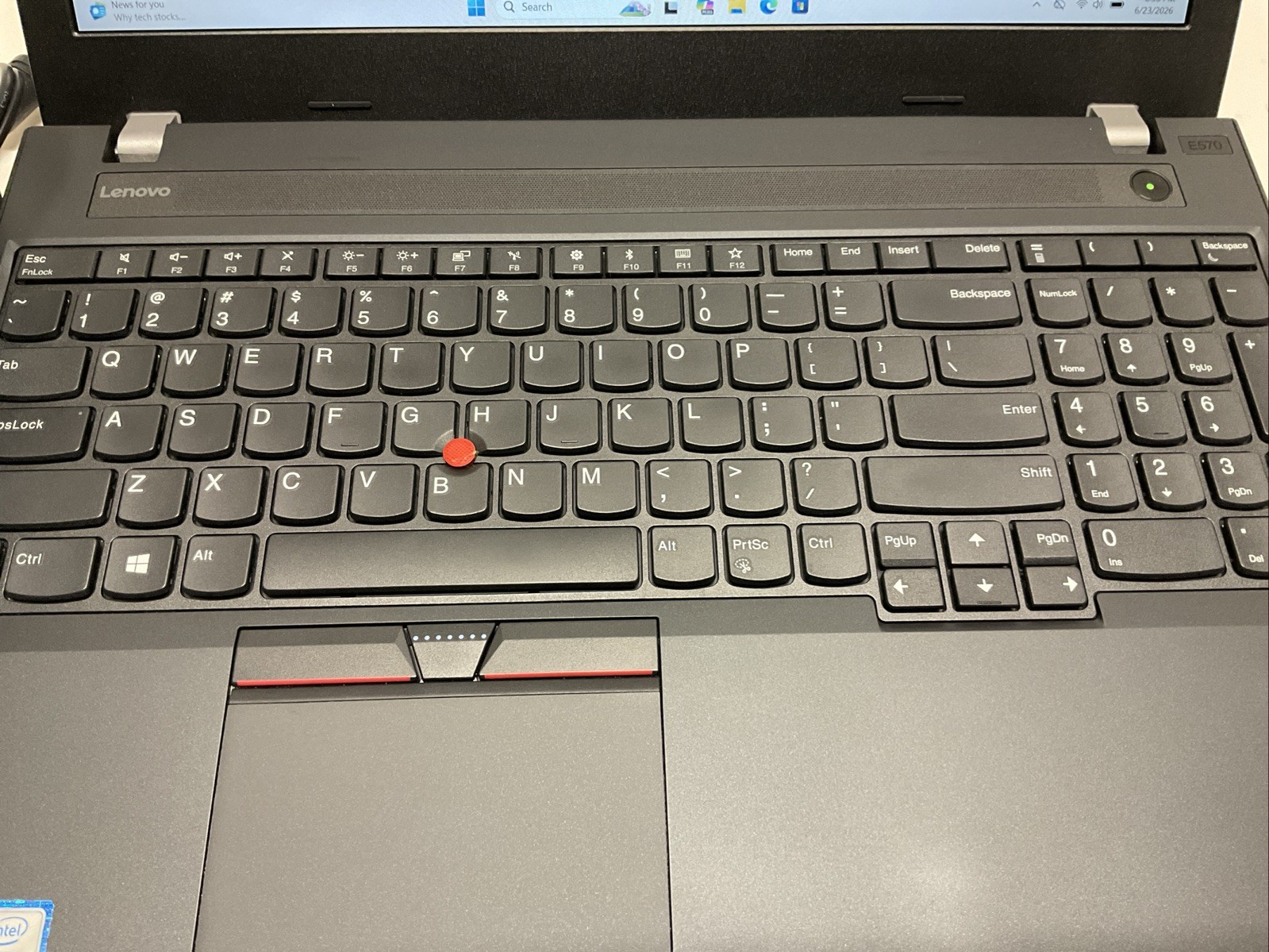 Lenovo ThinkPad E570 CPU i7, 8GB RAM, SSD 256GB, HDD 500GB, 950M 2GB, Win 11 Pro