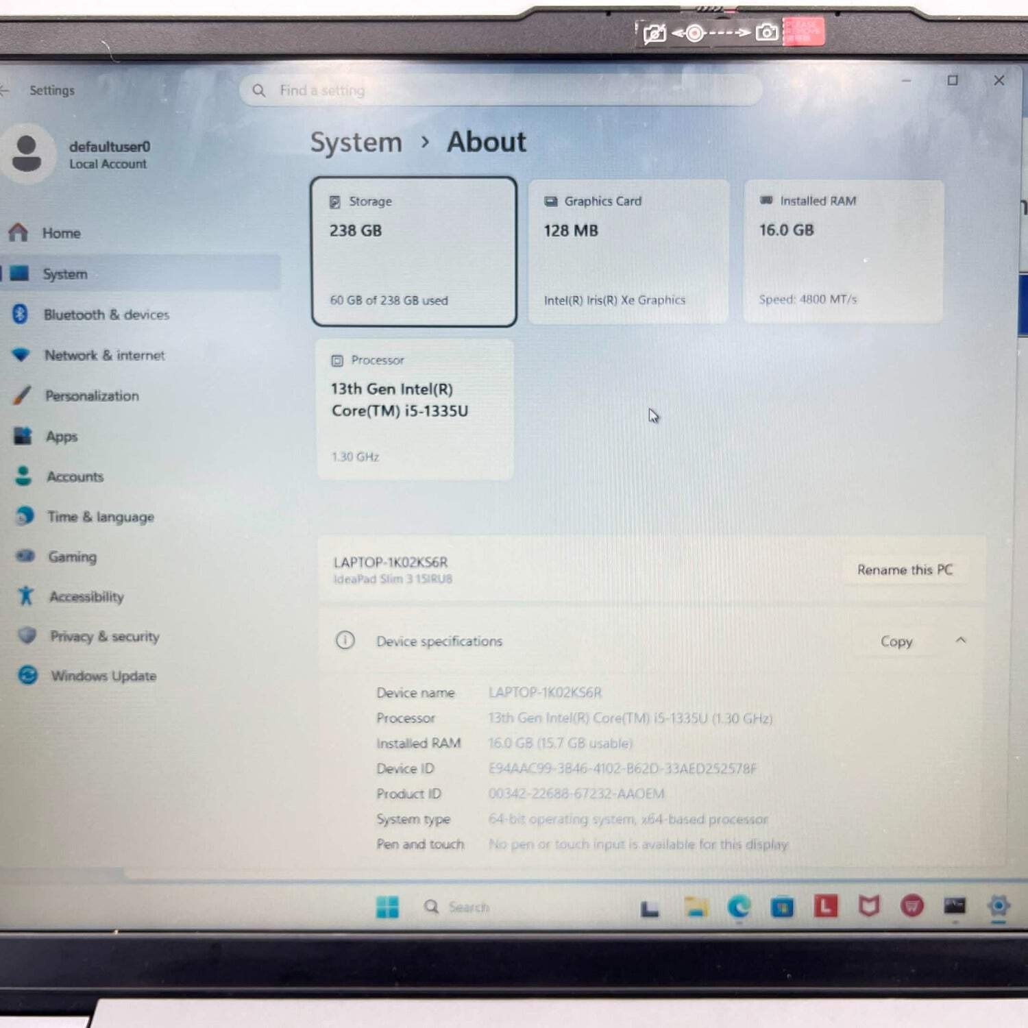 Lenovo IdeaPad 3i 15IRU8 15.6″ i5-1335U 1.3GHz 16GB RAM 256GB SSD