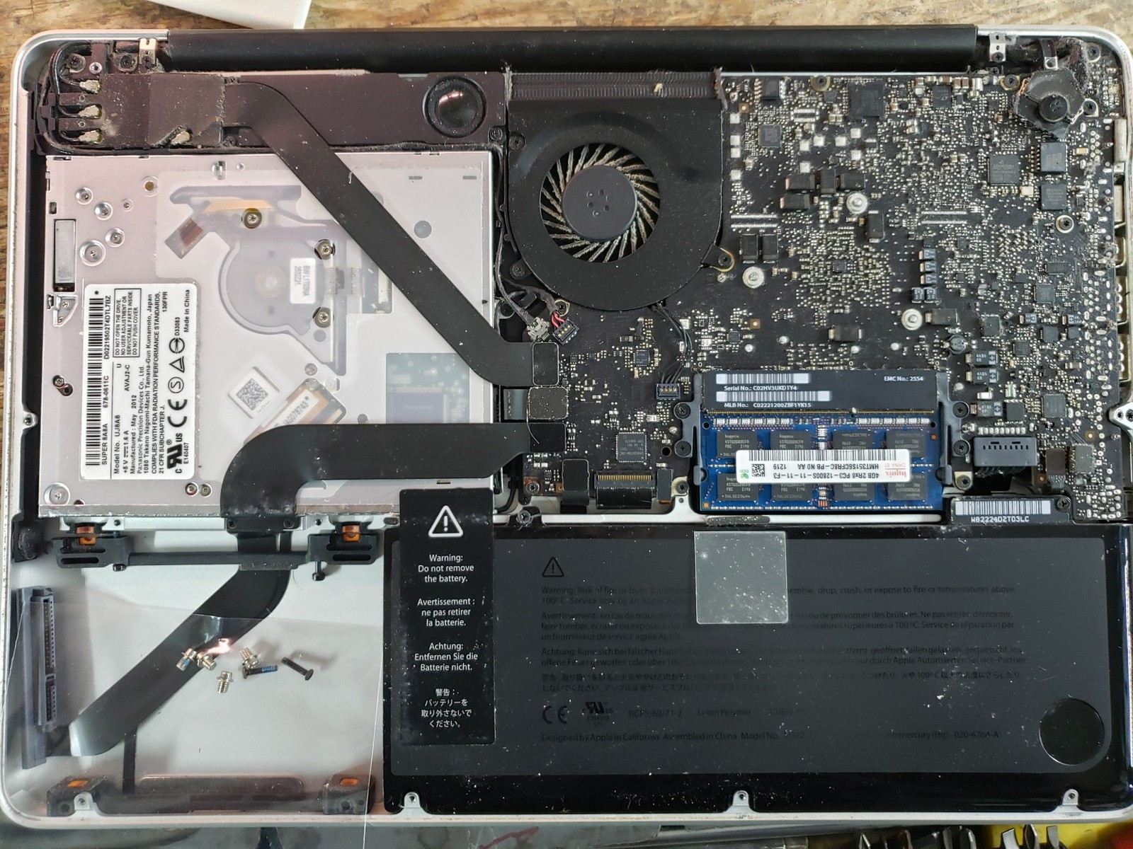 Apple MacBook Pro 13″ A1278 – no HDD – for parts not working
