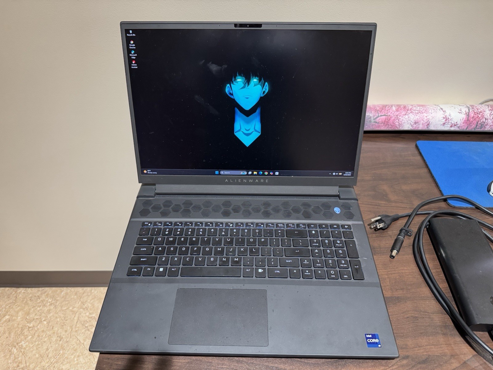 Alienware m18 R2 18in i9-14900HX 32GB 1TB SSD RTX 4080 Win11 Black