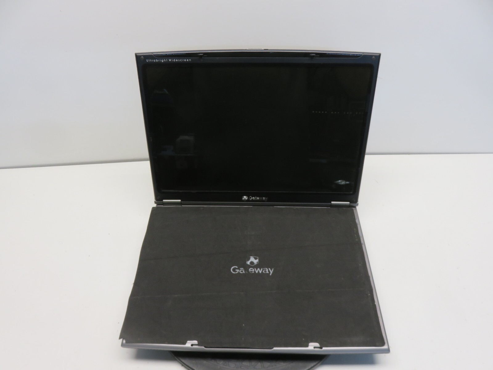 Gateway W340UA Laptop AMD Athlon 64 x2 512MB Ram No HDD or Battery